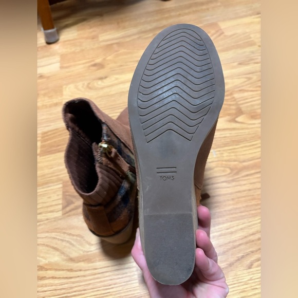 TOMS Brown Sock Wedge Boot, Size 9 - Picture 4 of 5